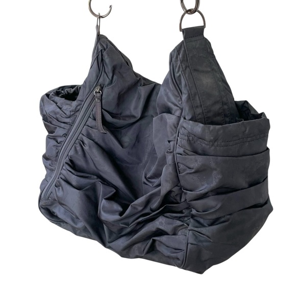LULULEMON Arabesque Gym Bag Grey - Picture 4 of 15